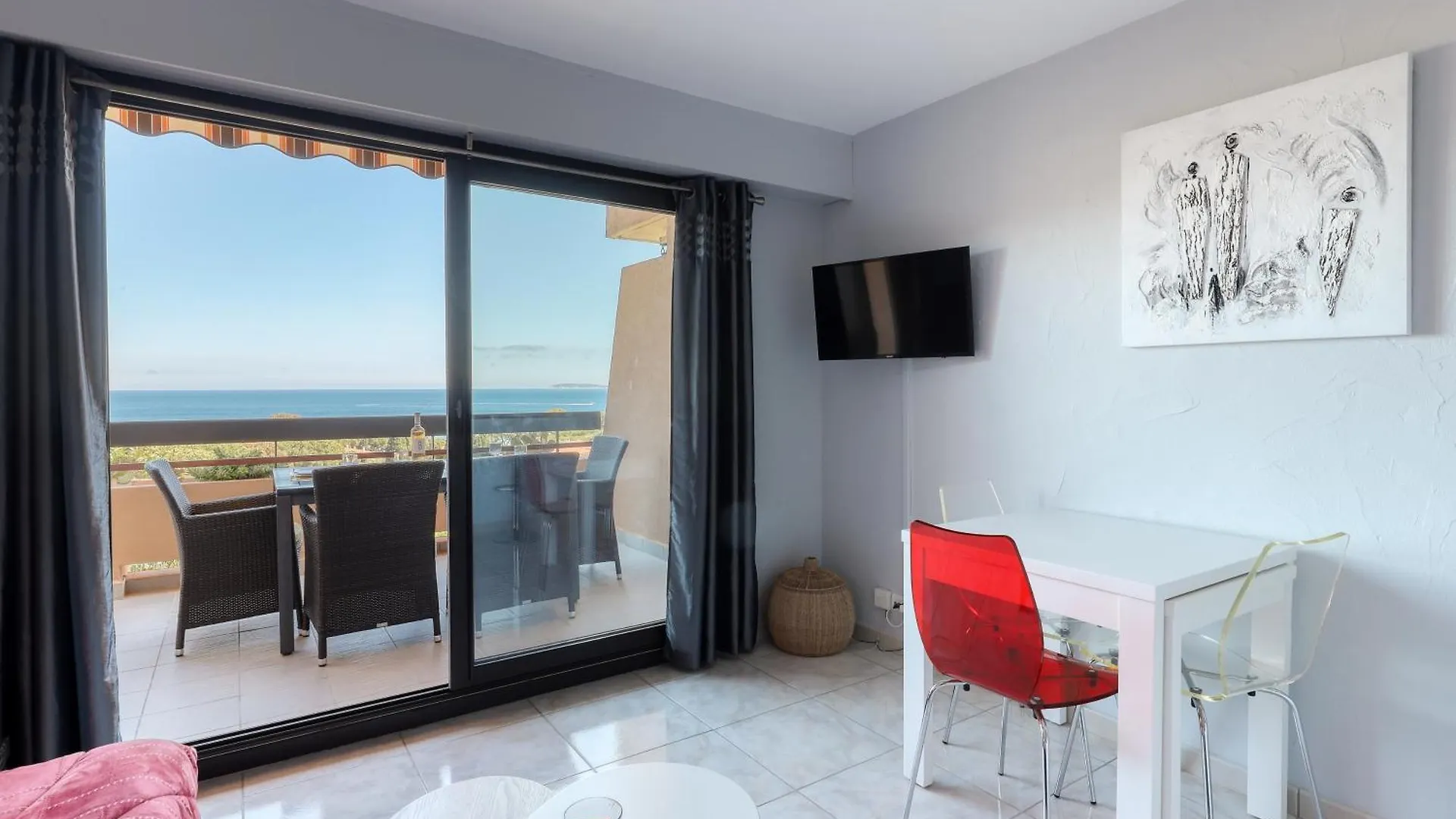 Appartement T2 vue mer à Saint-Clair Le Lavandou